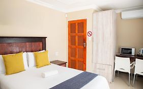 M N M Guesthouse In Turfloop Mankweng